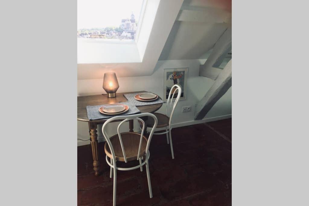 Tonnerre Grand Studio De Charme Au Coeur De La Ville Εξωτερικό φωτογραφία
